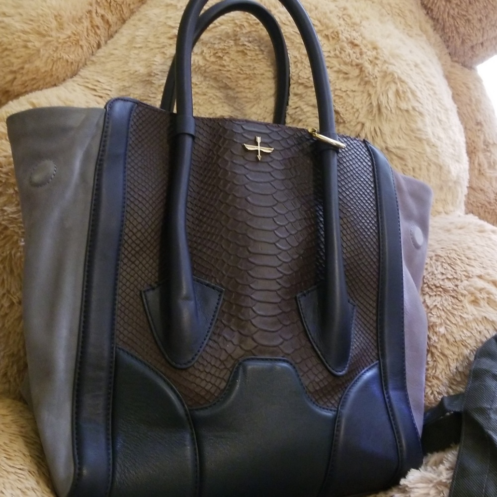 Pour la victoire large tote